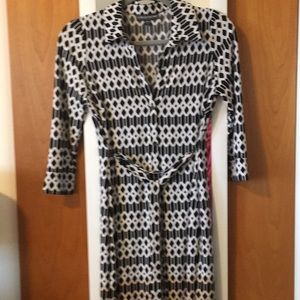 Maternity Dress Button down and collared.